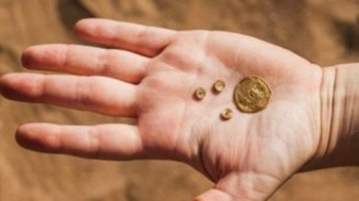 Клад из монет нашли в мусорной яме