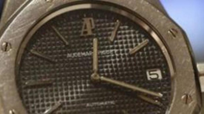 Часы Audemars Piguet Royal Oak, принадлежавшие Алену Делону, проданы за рекордную сумму