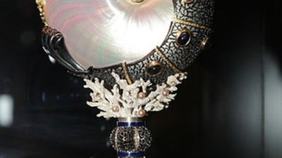 В преддверии весеннего праздника 8 марта   выставочное объединение «Сокровища Петербурга» совместно с Государственным геологическим музеем в Москве представили второй проект - «СОКРОВИЩА РОССИИ».