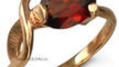 Сотрудники Национальной авиакомпании Узбекистана осуждены за контрабанду ювелирных изделий