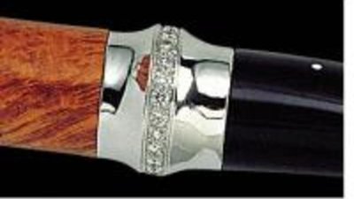 Дерево и уголь в ювелирной моде