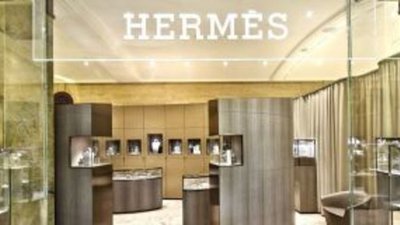 Эксперты назвали Hermes самым дорогим брендом сегмента luxury