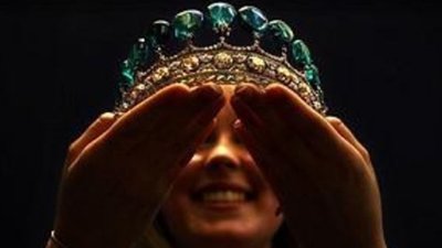 Самая дорогая диадема с бриллиантами и изумрудами продана сна Sotheby’s за 12,80 млн. долларов