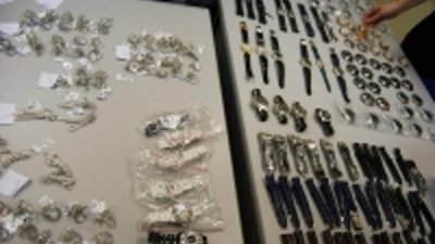 Пресечен канал контрабанды драгоценностей в аэропорту «Домодедово»