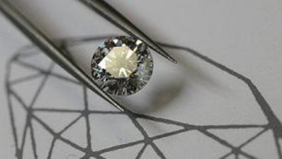 Пересмотр определения «конфликтных алмазов» может привести к расколу КП