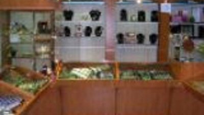 Киевлян закладывают украшения в ломбарды