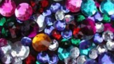 Москвич торговал вразвес… драгоценными камнями