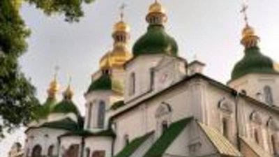 В Софию Киевскую привезли царские серебряные врата 