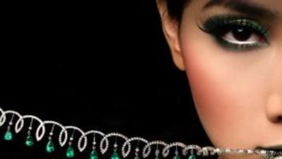 Стильные ювелирные украшения с изумрудами: кольца и перстни