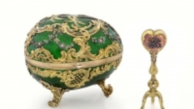 Пара коллекционеров из Хьюстона предоставила для показа коллекцию яиц Фаберже