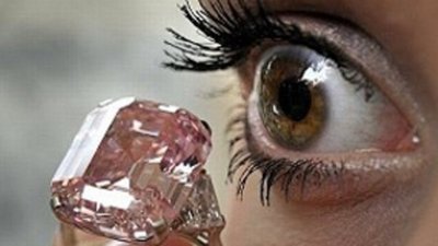 24,78-каратный розовый бриллиант уйдет с молотка