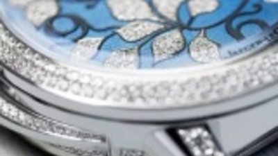 Jaeger-LeCoultre представляет женскую модель Rendez-Vous Ivy Minute Repeater