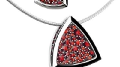 Половина чешских гранатов в ювелирных магазинах Праги - подделка