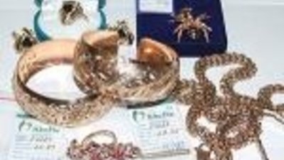 Контрабанда в карманах пиджака