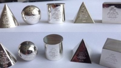 Геометрические 3D-монеты Сомали