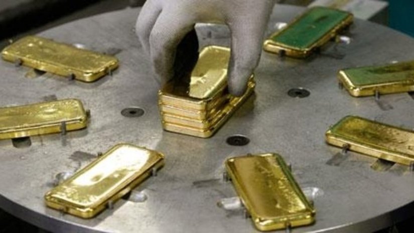 Банк «Хрещатик» продал 15,53 т банковских металлов