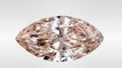 Геммологи обнаружили розовый бриллиант с редким видом облагораживания