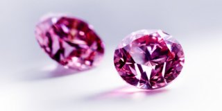 Ежегодные аукционы розовых бриллиантов становятся все более популярны