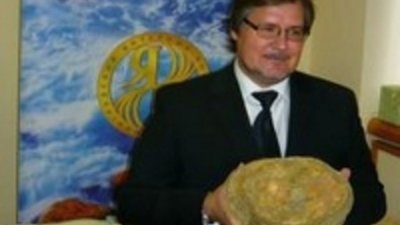 Его назвали «Патриарший»: в карьере Калининградского янтарного комбината найден редкий янтарный самородок