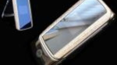 Платиновые телефоны Motorola с кристаллами Swarovski