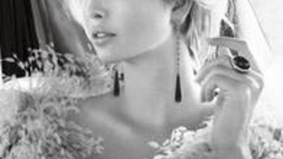 Новая бриллиантовая блондинка Иванка Трамп представляет ювелирную коллекцию 2010