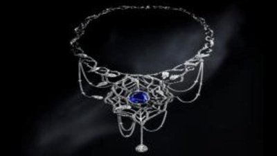 Опасные украшения Жака дю Роза