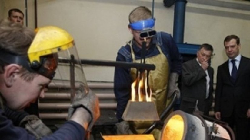Сотрудника аффинажного завода на Колыме будут судить по делу о попытке хищения золотого слитка