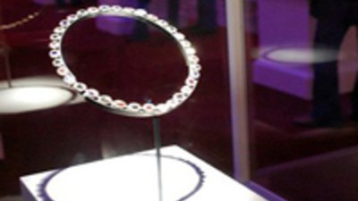 Продажа товаров роскоши в сети: за и против