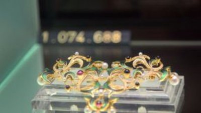 Компания "Русские самоцветы" начала развивать направление сувениров для бизнеса