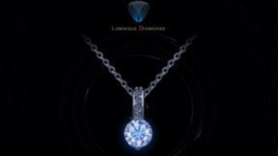 АЛРОСА будет продавать флуоресцентные бриллианты под брендом Luminous Diamonds