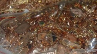 В Домодедово задержали гражданку Азербайджана с драгоценностями на 200 тысяч евро