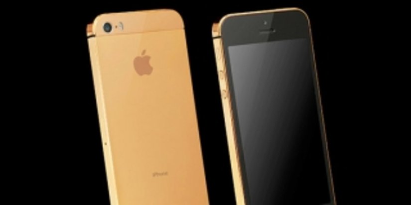 Британские ювелиры создали золотой iPhone 5S за $3500