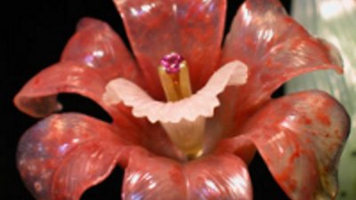 Россыпь самоцветов: выставка нижнетагильских камнерезов и ювелиров