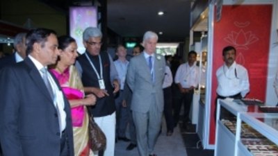 Signature 2013: бриллианты – лучшие друзья индусов