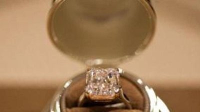 В Канаде выставлен на продажу один из крупнейших розовых бриллиантов