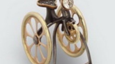 Выставка ювелирных авторских работ в Константиновском дворце