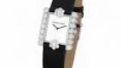 Женские часы года