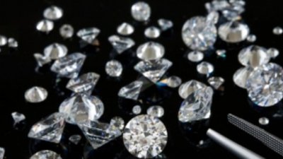 Ученые выяснили, почему одни алмазы получаются красивыми, а другие — прочными