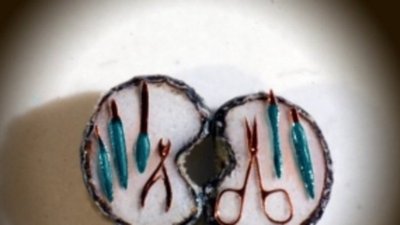 Уникальный подарок к 8-му марта - золотой маникюрный набор