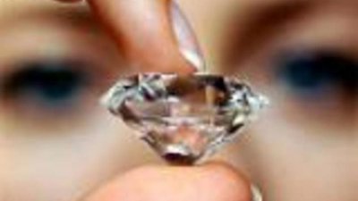 Московская алмазная биржа возобновила работу