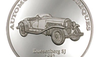 В АКБ "ИМЭКСБАНК" можно приобрести серебряную монету «Duesenberg 1932» с изображением данного автомобиля