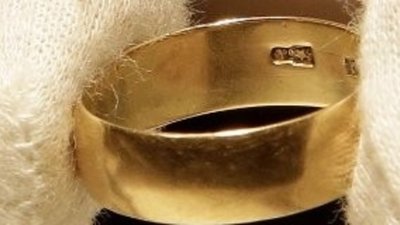 Обручальное кольцо Ли Освальда продано за 118$ тыс.