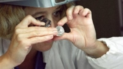 «BFM.ru»: Драгоценные камни удешевили