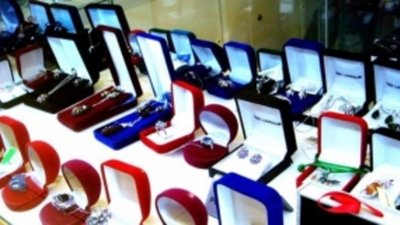 Потребительские расходы на ювелирные изделия в Московской области в 5 раз выше, чем в Ленинградской