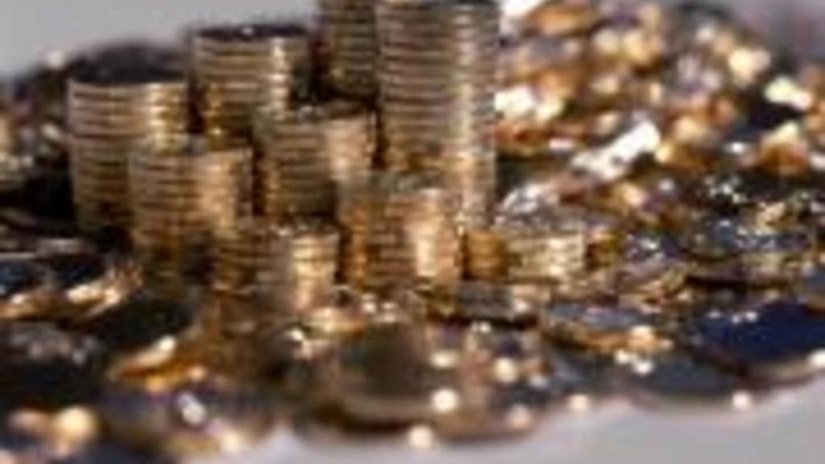 Спрос на монеты и драгоценные металлы вернулся на додекабрьский уровень
