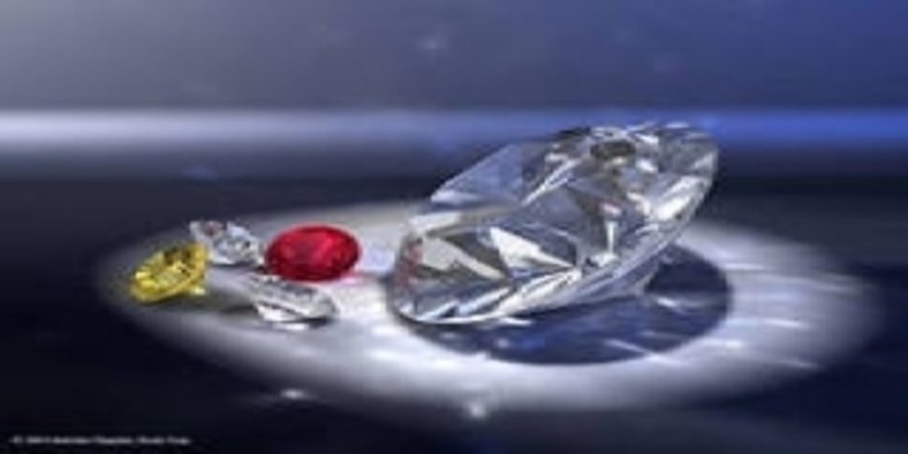 Работник алмазного трейдера украл товар на сумму 15 млн рупий