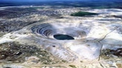 Росприроднадзор обвиняет АЛРОСА в незаконной добыче