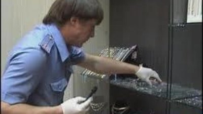 В Петербурге остановлена волна ограблений банков и ювелирных салонов.