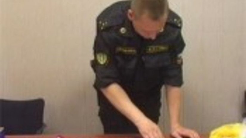 Житель Молдавии пытался незаконно вывести из Украины 4 кг ювелирных изделий