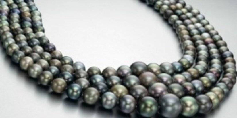 Жемчужное ожерелье установило мировой рекорд стоимости на Christie’s
